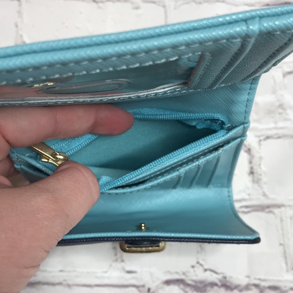 Target Blue Wallet - Picture 5 of 5